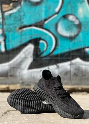 Мужские и женские кроссовки  adidas yeezy boost black