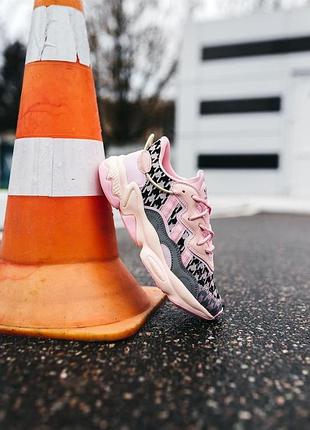 Женские кроссовки  adidas ozweego adiprene pride pink beige7 фото
