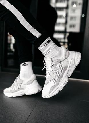 Мужские и женские кроссовки  adidas ozweego adiprene pride beige white 24 фото