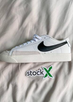 Женские кроссовки nike blazer