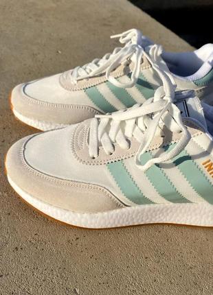 Крихітки жіночих adidas iniige mint пекло ініці