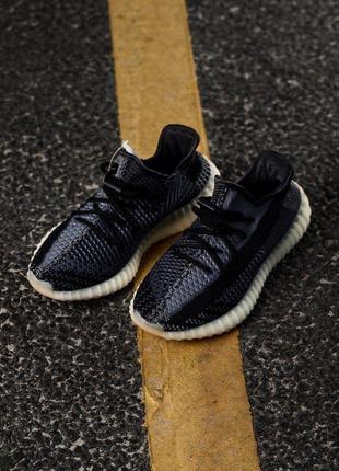 Мужские и женские кроссовки  adidas yeezy boost 350 v2 asriel