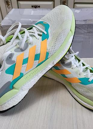 Нові бігові кросівки adidas solar boost 41 фото