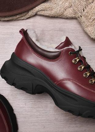 Яркие бордовые короткие зимние кожаные ботинки на платформе, кожа зима6 фото
