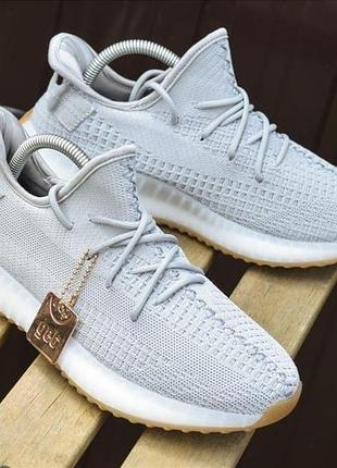 Мужские кроссовки  adidas yeezy boost 350 v2 sesame