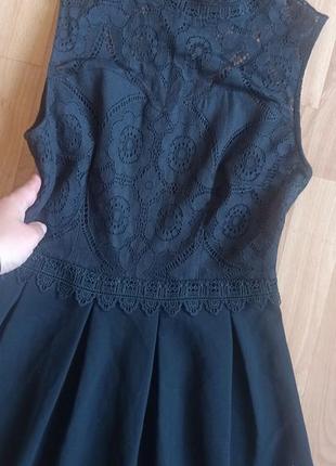 Чорна мереживна сукня.3 фото