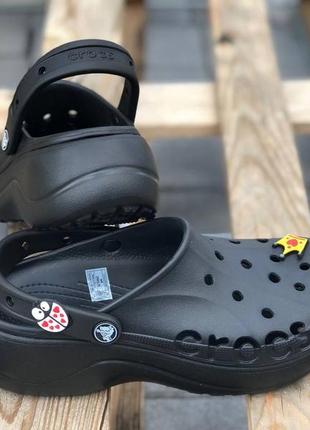 Кроксы на платформе crocs bayaband platform black черные женские кроксы3 фото