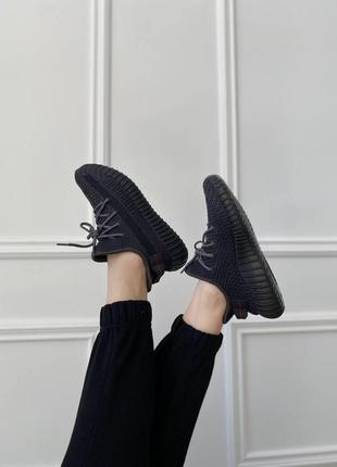 Чоловічі та жіночі кросівки   adidas yeezy boost 350 v2  адидас изи буст