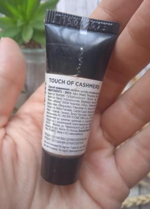Тональный крем eveline cosmetics touch of cashmere тон теплый бежевый5 фото