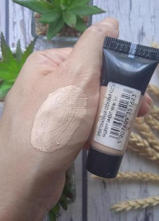 Тональный крем eveline cosmetics touch of cashmere тон слоновая кость