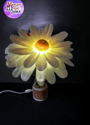 Светильник из изолона «ромашка»2 фото