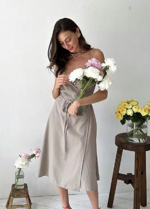 Льняное платье миди на запах