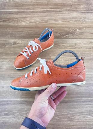 Кроссовки ecco