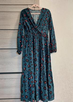Платье миди бутылочного цвета в анималистический принт с v-образным вырезом и длинным рукавом shein(размер 38)3 фото