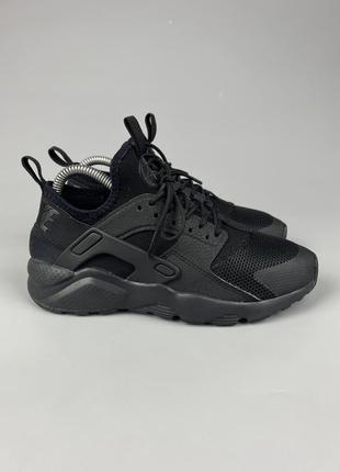 Фирменные кроссовки nike huarache