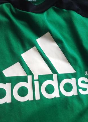 Спортивная футболка бренда адидас2 фото