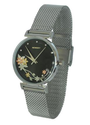 Часы женские наручные на миланском браслете1 фото