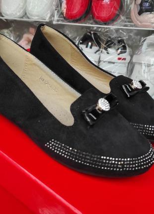 Черные замшевые туфли балетки для девочки1 фото