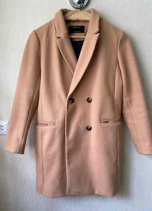 Стильное кашемировое пальто sinsay