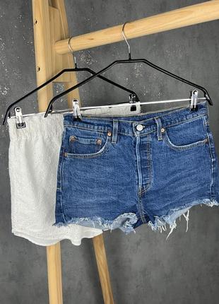 Джинсовые шорты levis