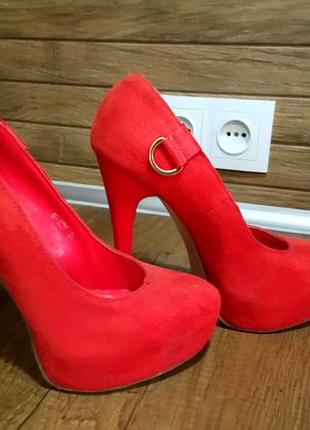 Туфлі нубук