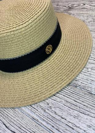 Женская солнцезащитная соломенная шляпа бежевая с широкой черной лентой (55-59)3 фото