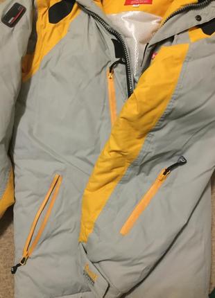 Теплая лыжная куртка2 фото