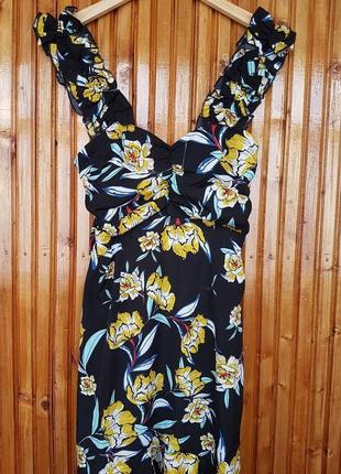 Стильное асимметричное платье с оборками boohoo в цветочный принт.5 фото