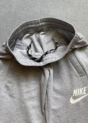 Спортивні штани nike сірого кольору, джогери,6 фото