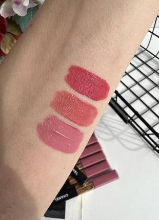 Chanel le rouge duo ultra tenue дуэт жидкая матовая помада + блеск5 фото