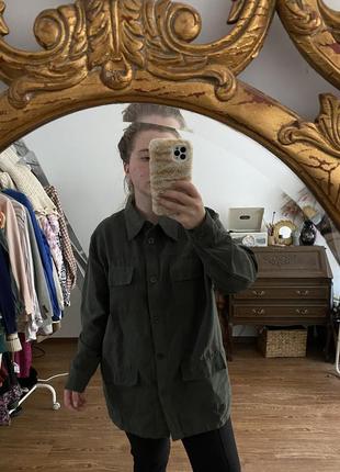 Дуже стильна сорочка з кишенями