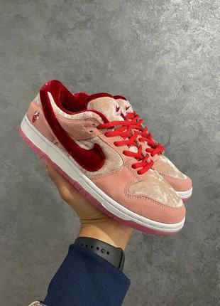 Кроссовки strangelove skateboards x nike sb dunk low4 фото