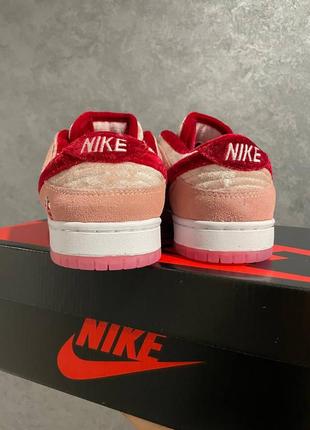 Кроссовки strangelove skateboards x nike sb dunk low8 фото