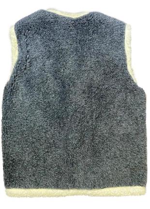 Тепла вовняна безрукавка з овчини (еко-шерсть) жіноча хутряна жилетка сіра 526 фото