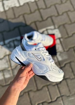 Женские кроссовки nike