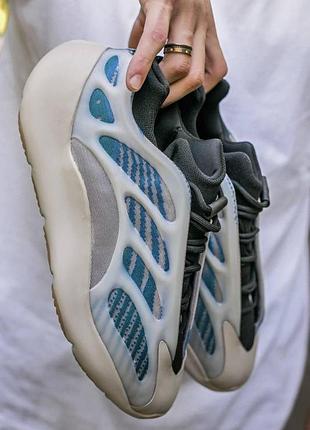 Мужские кроссовки adidas yeezy boost 700 v3 kyanite 41-42-43-44