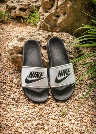 Nike benassi black logo black