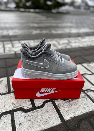Жіночі кросівки  nike air force light grey fur winter