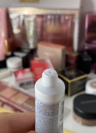 Зволожуюча сироватка для обличчя first aid beauty ultra repair hydrating serum3 фото