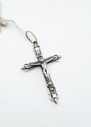 Серебряный крестик