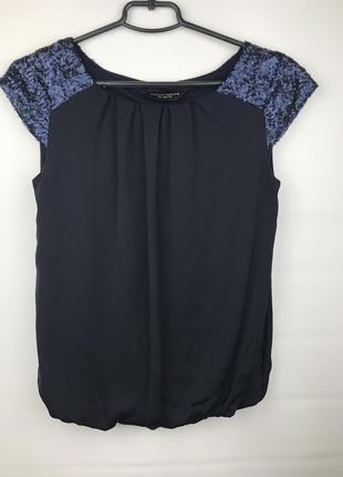 Блуза з паєтками