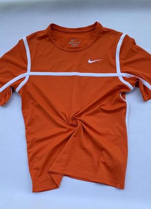 Футболка nike dri-rit casual vintage sport drill яскрава