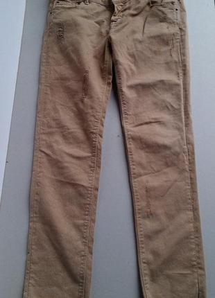 Брендовые  джинсы  zara с потертостями и необработанными краями3 фото