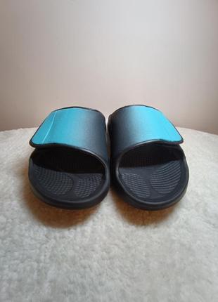 Шльопанці тапочки oofos ooahh sport flex unisex