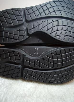 Шльопанці тапочки oofos ooahh sport flex unisex