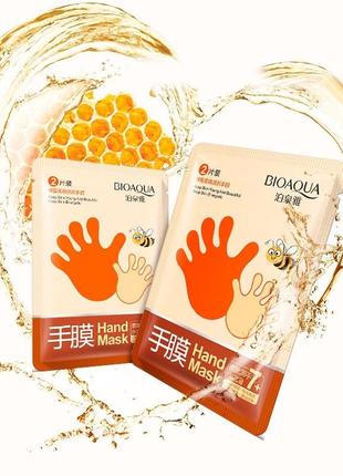 Маска-перчатки для рук с медом bioaqua hand mask3 фото