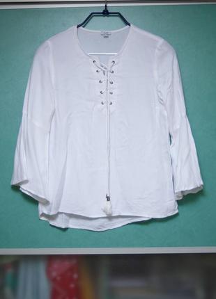 Блуза с переплетом3 фото