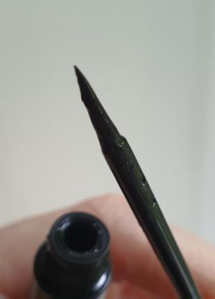 Рідка підводка для очей yves saint laurent couture eyeliner4 фото