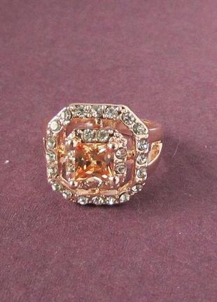 🏵️позолоченное кольцо с фианитом, 17р., смотрится ювелирно, новое! арт.3500