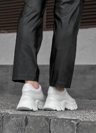 Стильні жіночі білі кросівки весняно-осінні на товстій підошві/платформі, жіноче взуття6 фото
